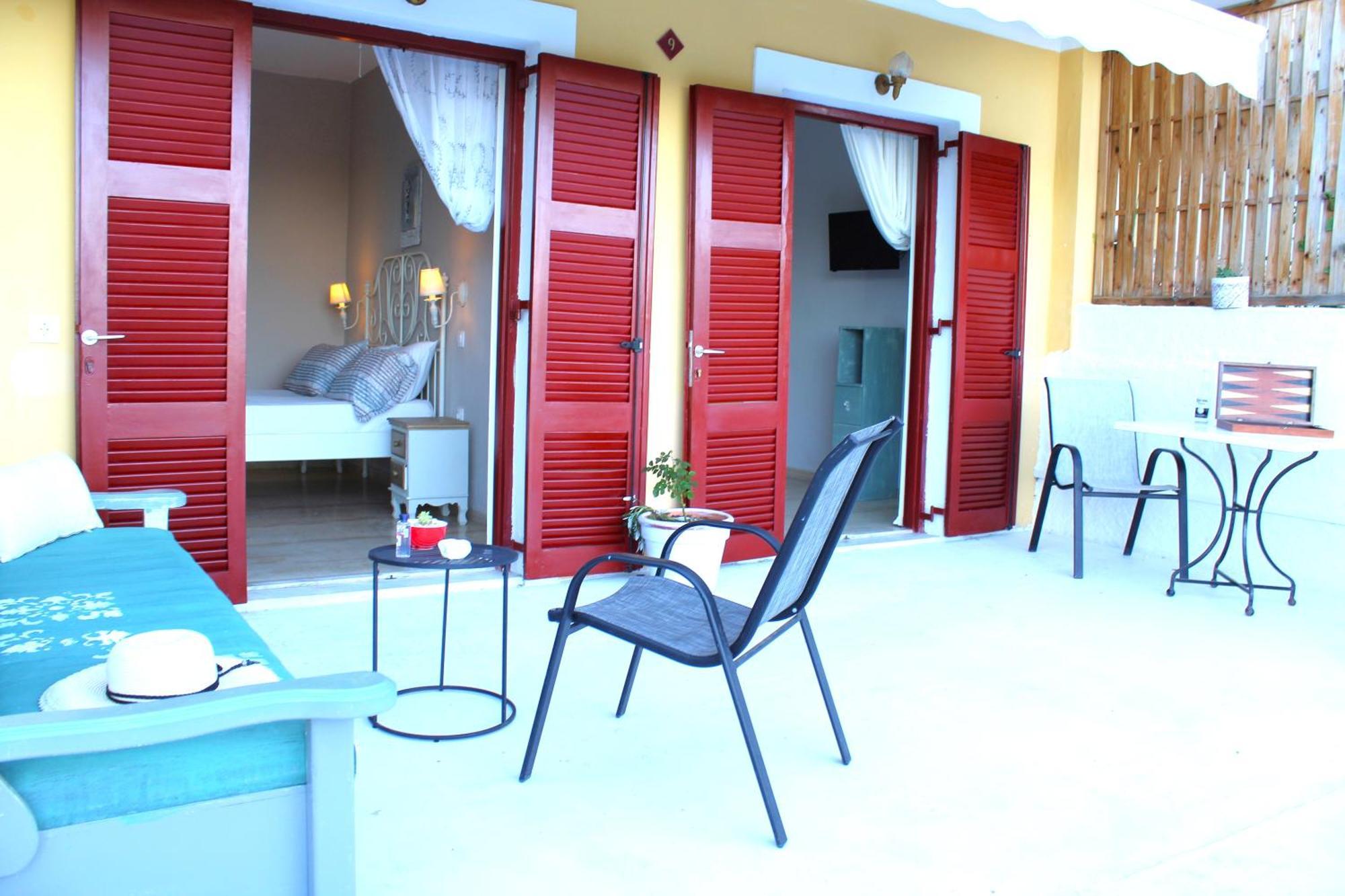 Braziliana Apartments Dassia  Eksteriør billede
