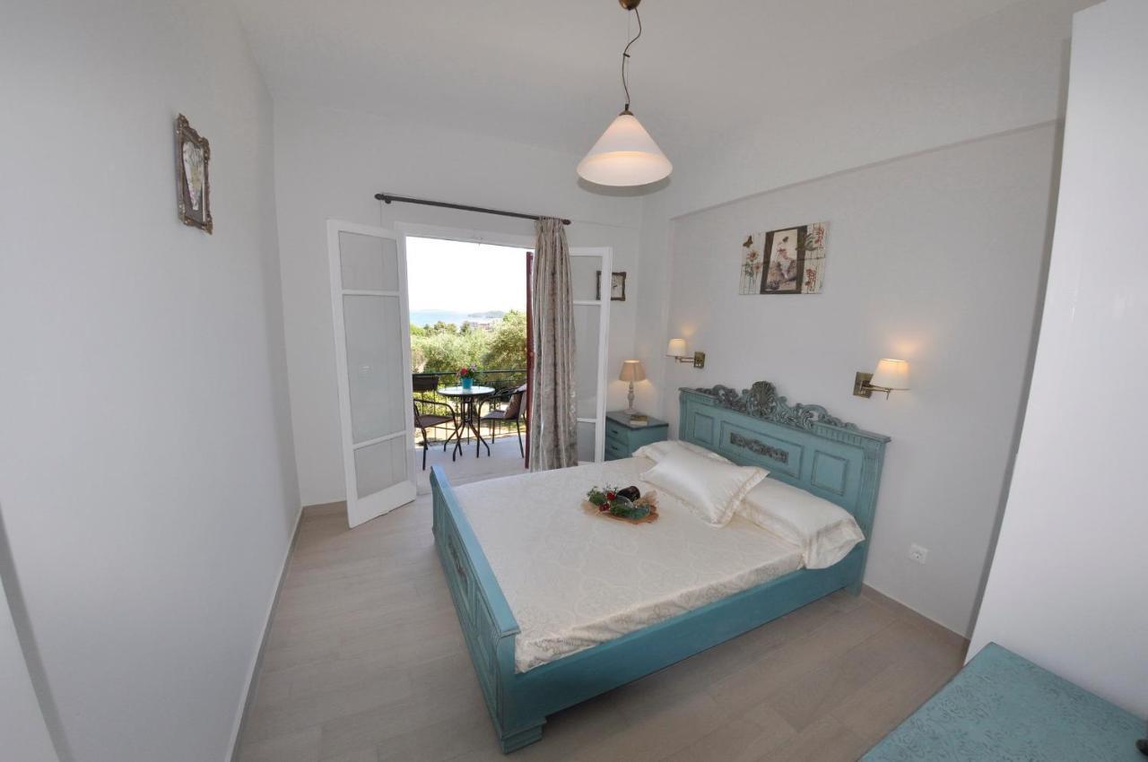 Braziliana Apartments Dassia  Eksteriør billede